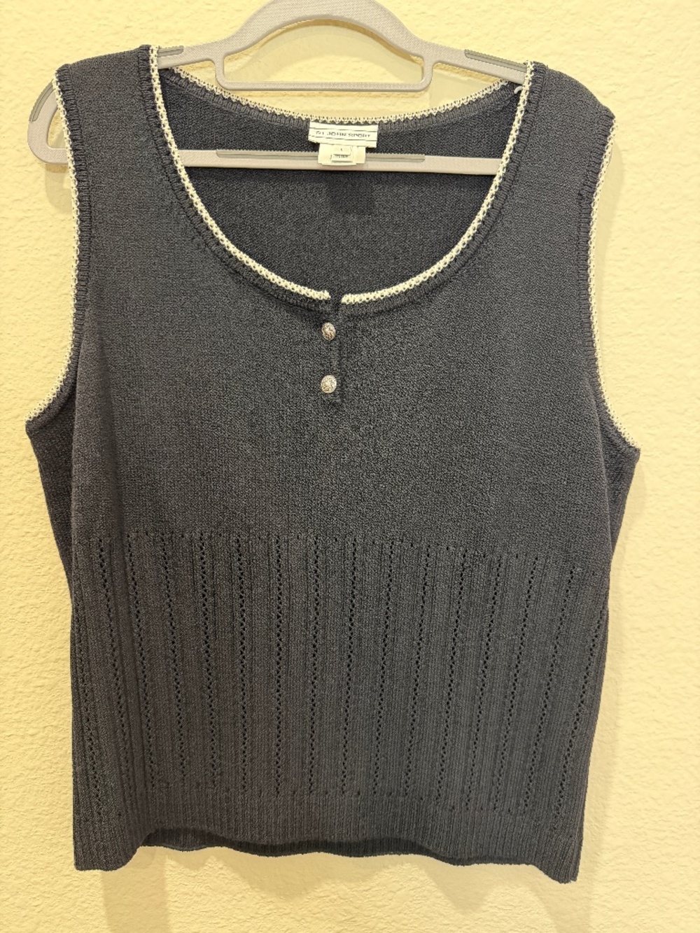 Ladies Black with White, Large St. John Sport knit top - Good